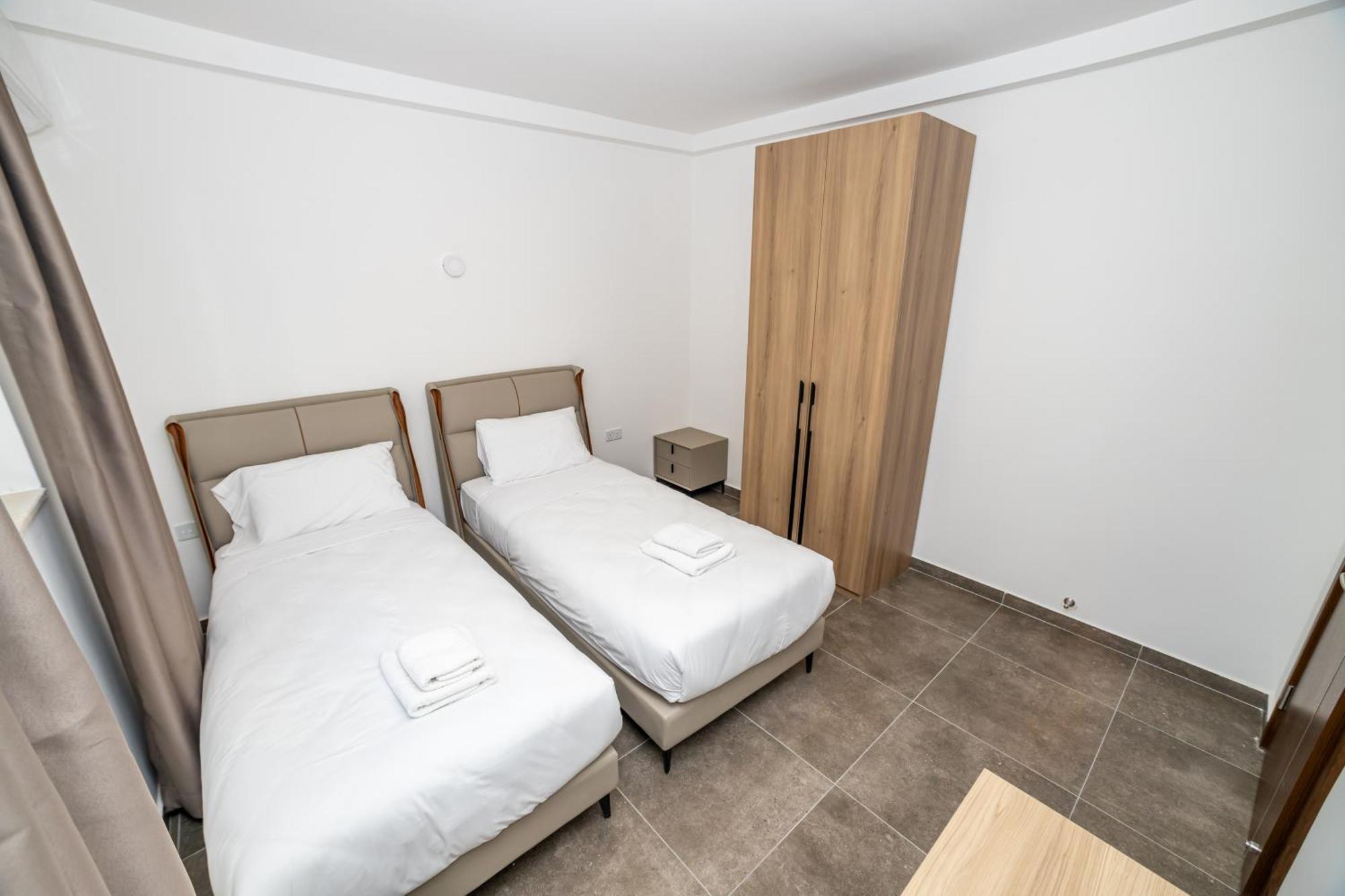Stylish Private Entrance Maisonette 2 Bed St. Paul's Bay