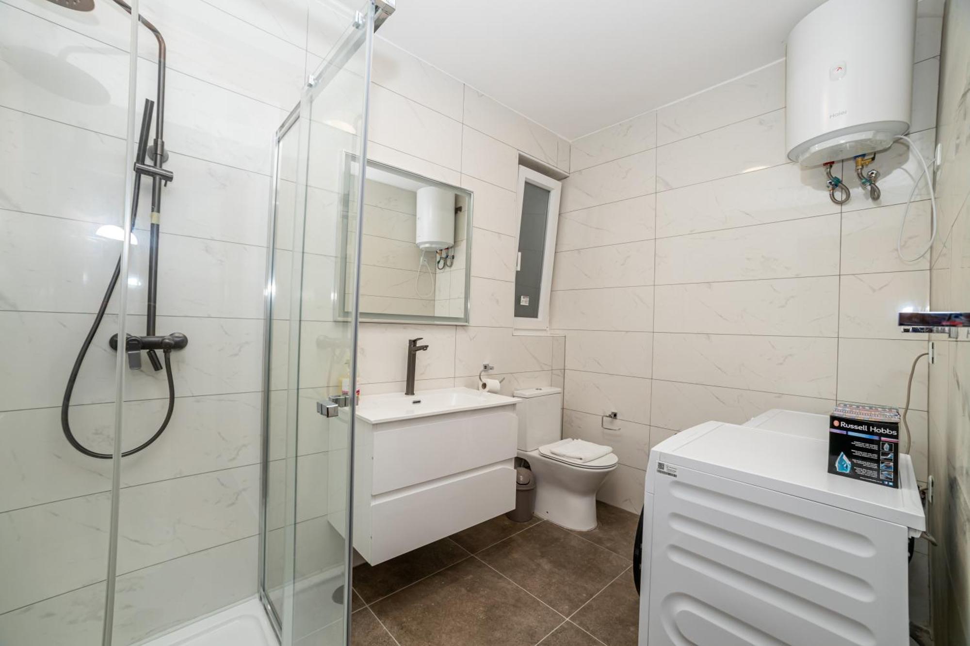 Apartment Stylish Private Entrance Maisonette 2 Bed